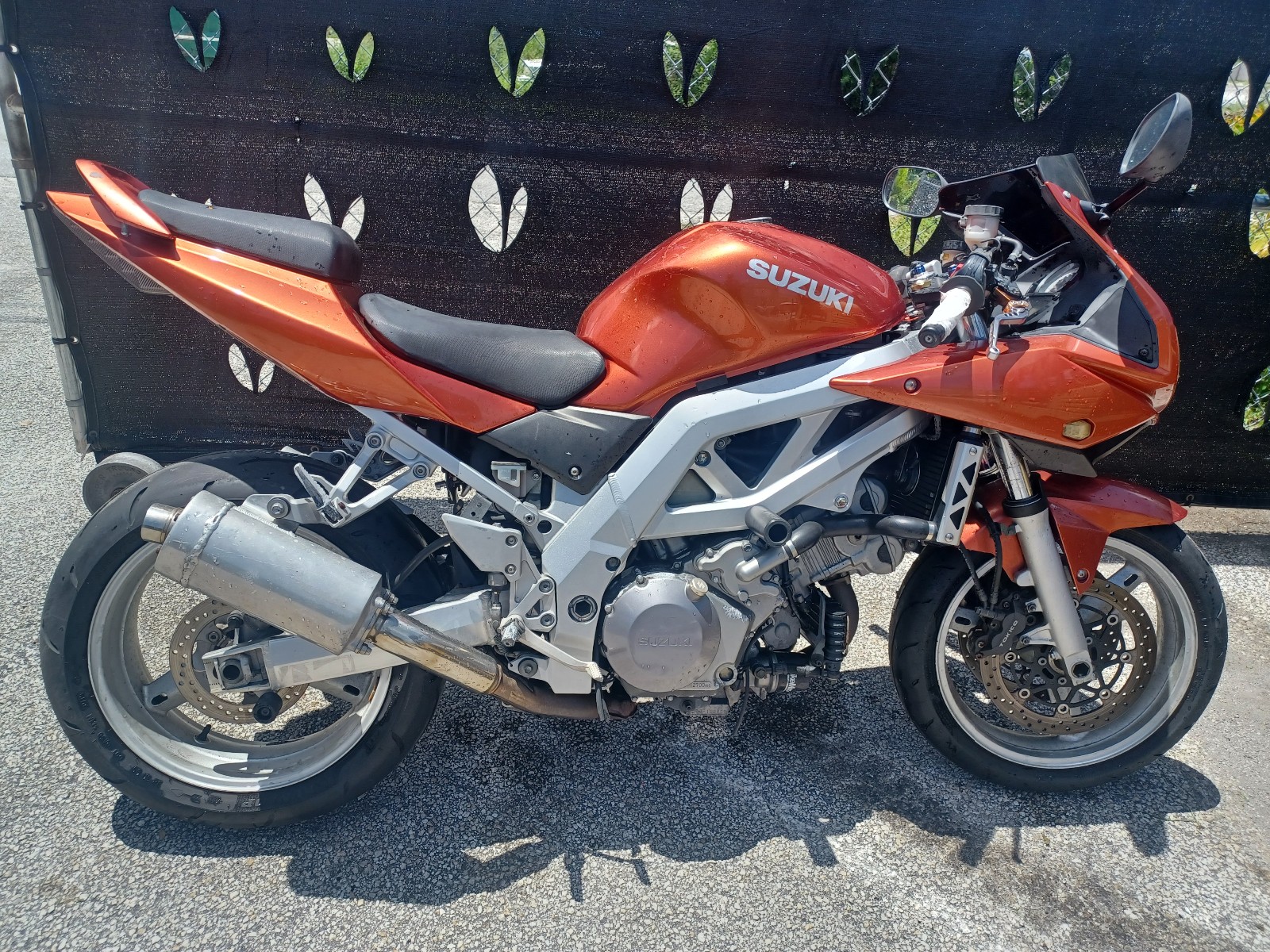 03 SV1000